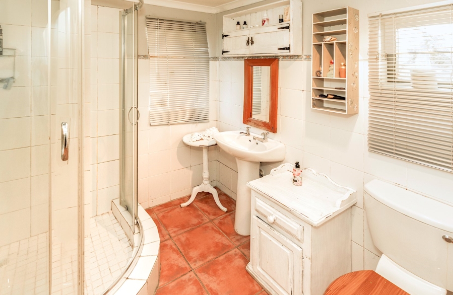 4 Bedroom Property for Sale in Knysna Central Western Cape